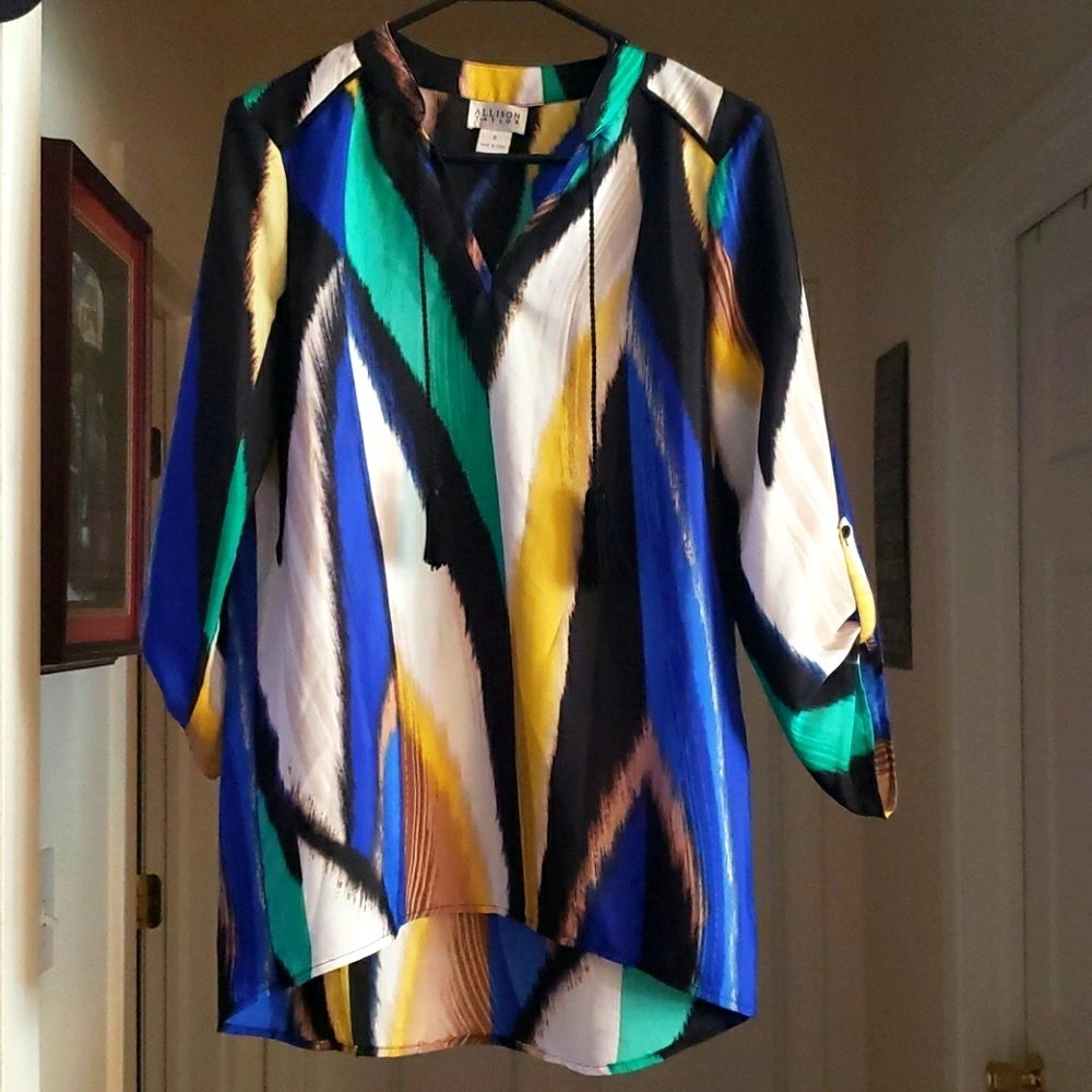 👉 NWOT Allison Taylor S Bold Abstract Print Career Blouse